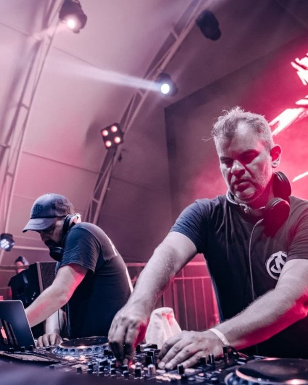 Whats On (20) | Café del Mar Bali